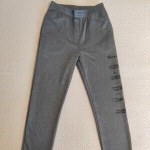 Nike Air Jordan Youth Boys Joggers / Sweatpants Youth Size XL Grey
